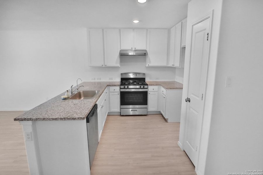 Furnished interior view inside a new home in Southton Meadows: Stonehill Collection, San Antonio (Image 8).