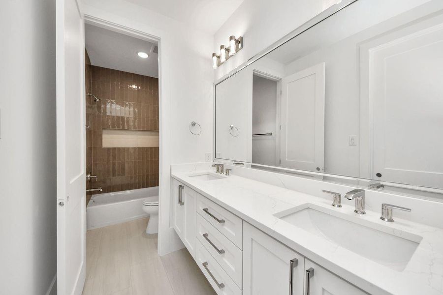 Furnished interior view inside a new home in , Houston (Image 15).