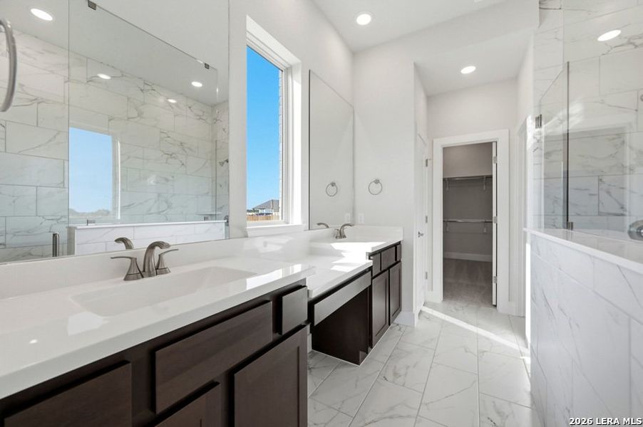 Furnished interior view inside a new home in Venado Crossing, Cibolo (Image 7).