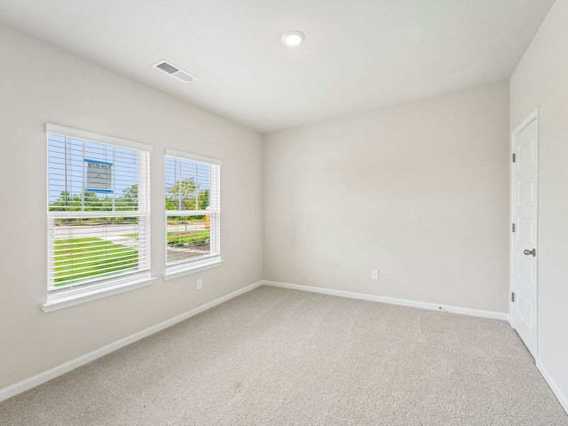 Spacious, unfurnished interior of a new home in Hemingway - Highland Series, Cumming (Image 26).