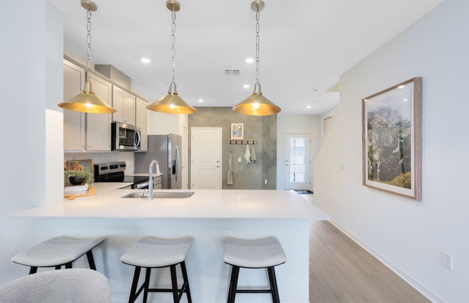 Representative furnished interior of a home built from the Springdale by Pulte Homes in Hartford Terrace, Davenport (Image 10).