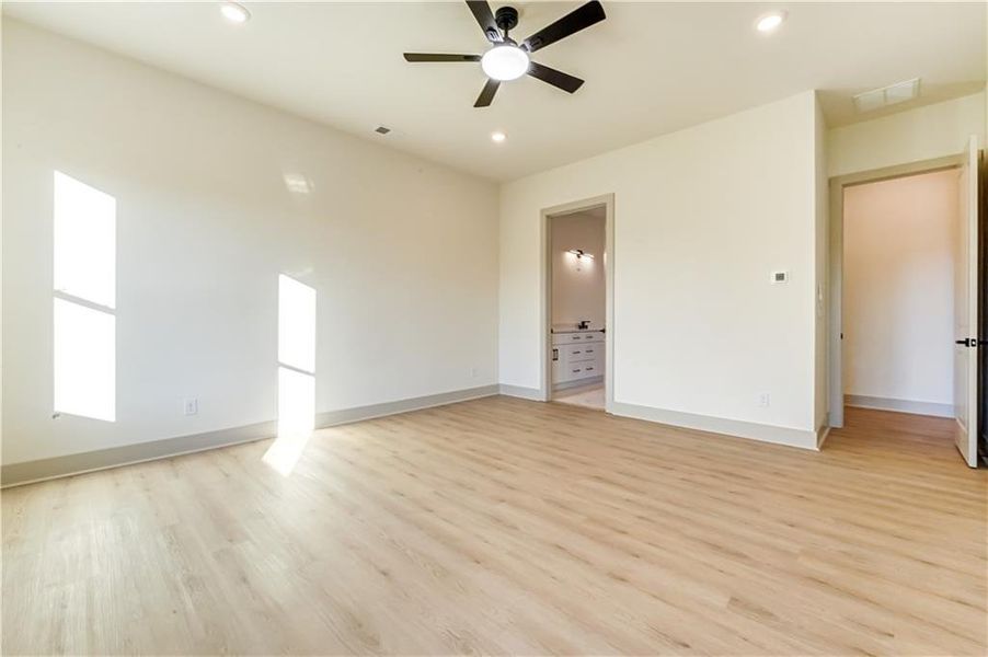 Spacious, unfurnished interior of a new home in , Snellville (Image 26).