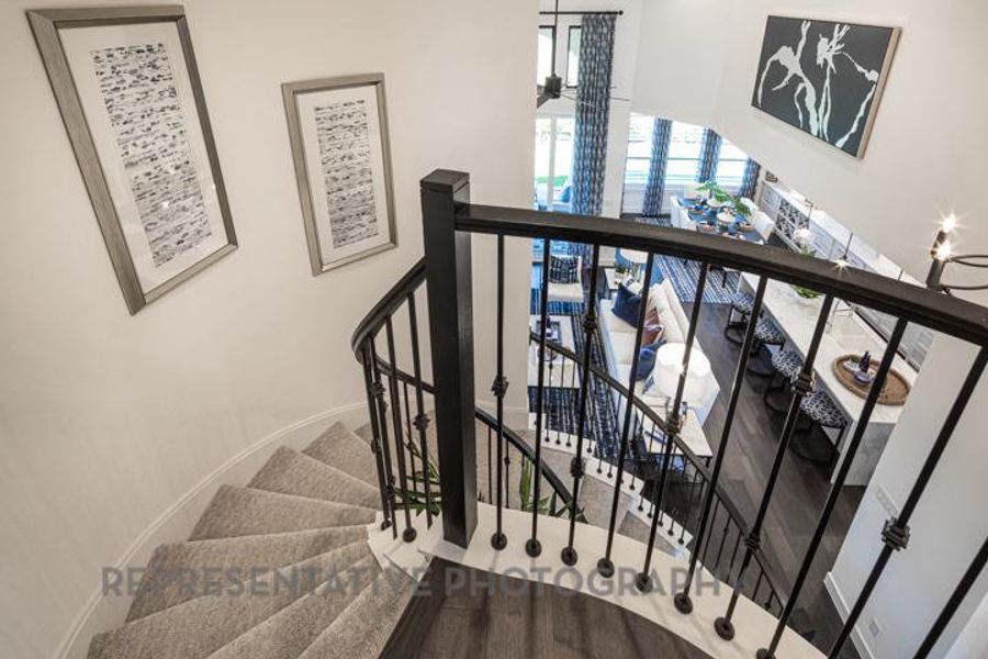 Staircase with baseboards Staircase with baseboards