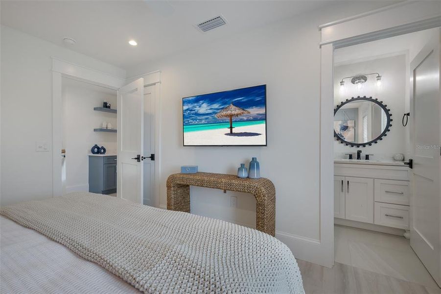 Furnished interior view inside a new home in , Bradenton Beach (Image 4).