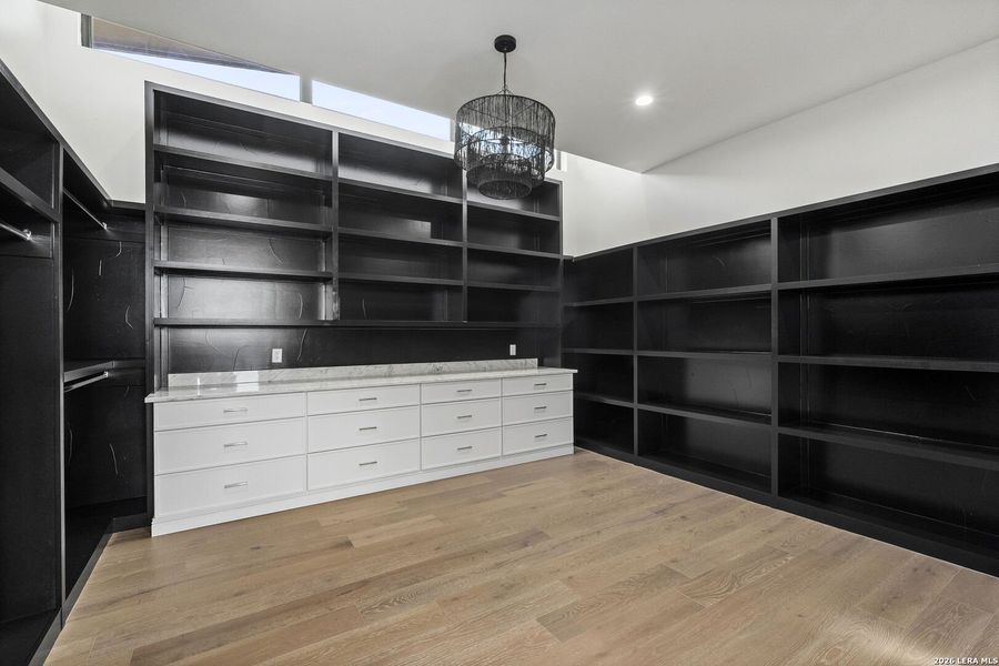 Image 47 of a home in .