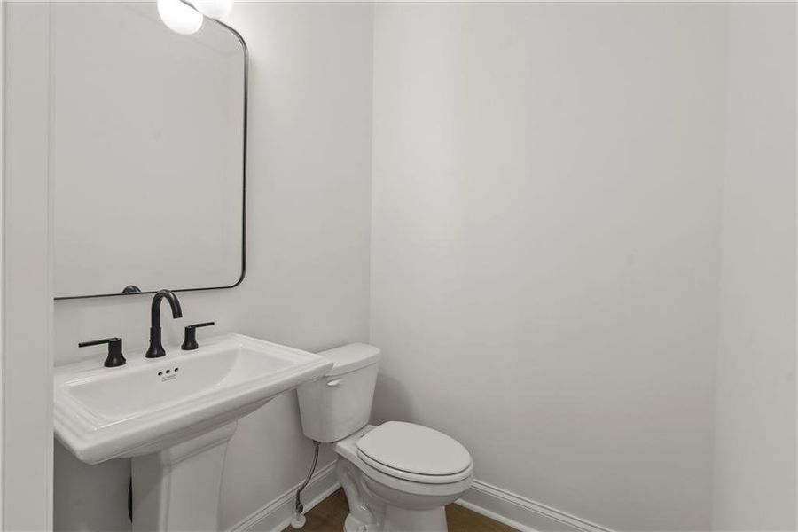 Image 34 of a home in Waterside Townhomes.