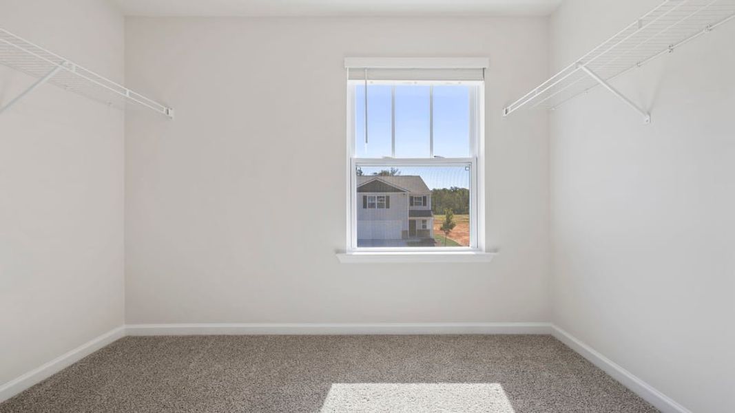 Spacious, unfurnished interior of a new home in Varner Station, Woodruff (Image 27).