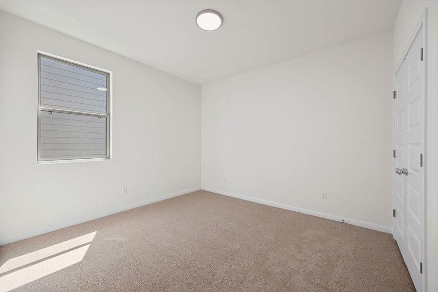 Spacious, unfurnished interior of a new home in Trinity Ranch, Elgin (Image 22).