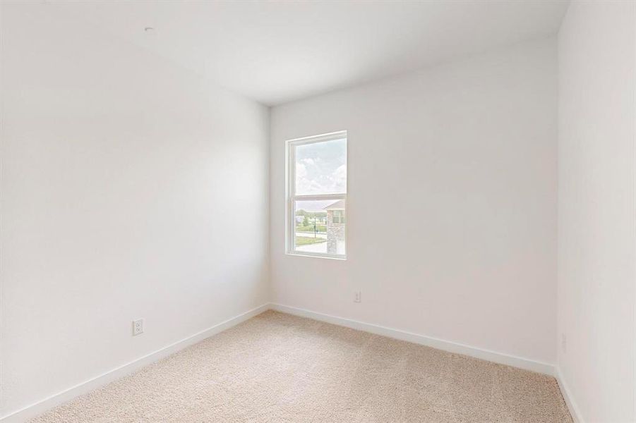 Spacious, unfurnished interior of a new home in Solterra Texas, Mesquite (Image 32).