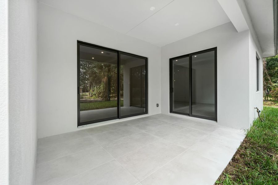 Image 7 of a home in . Image 7 of a home in .