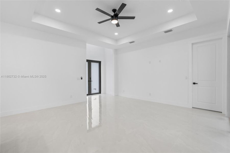 Spacious, unfurnished interior of a new home in , Lehigh Acres (Image 15). Spacious, unfurnished interior of a new home in , Lehigh Acres (Image 15).