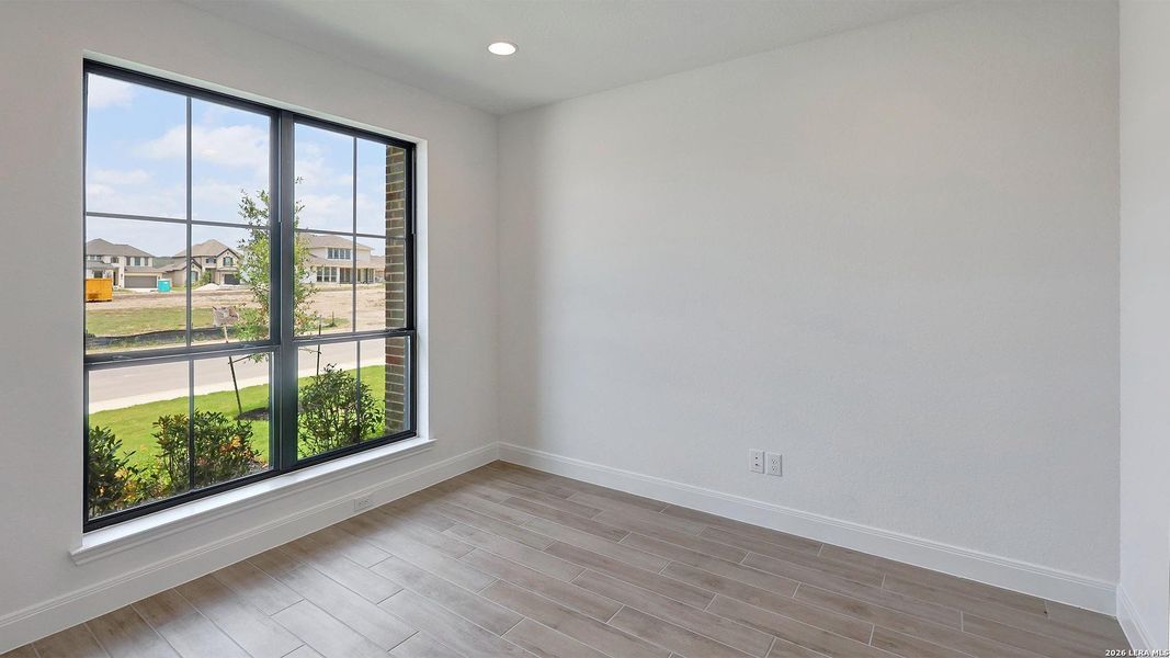 Spacious, unfurnished interior of a new home in Kallison Ranch, San Antonio (Image 24).