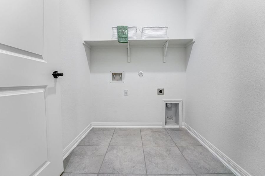 Spacious, unfurnished interior of a new home in Nolina, Georgetown (Image 21).