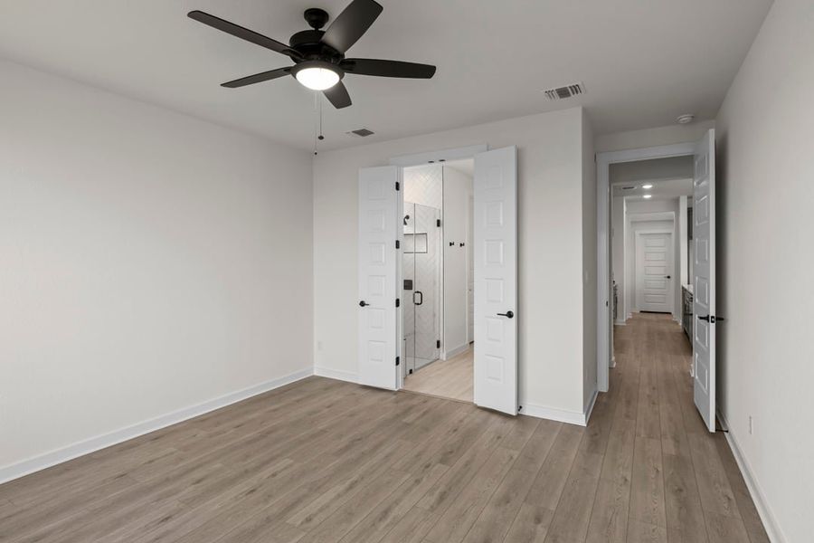 Spacious, unfurnished interior of a new home in Terrace Collection at Lariat, Liberty Hill (Image 36).
