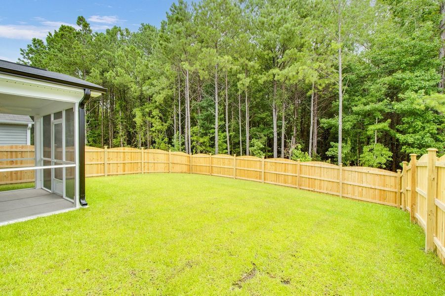 Exterior details and patio area of a home in Killians Crossing, Blythewood (Image 22).