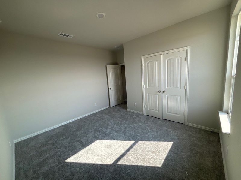 Spacious, unfurnished interior of a new home in Waterford Park, Weatherford (Image 9). Spacious, unfurnished interior of a new home in Waterford Park, Weatherford (Image 9).