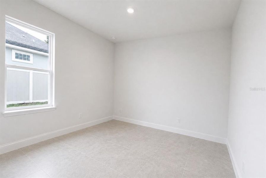 Spacious, unfurnished interior of a new home in , Palm Coast (Image 39).