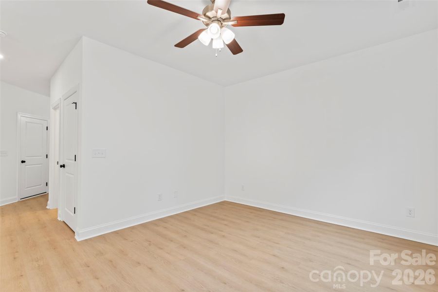 Spacious, unfurnished interior of a new home in , Mooresville (Image 30).