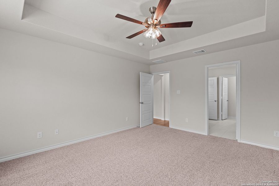 Spacious, unfurnished interior of a new home in , Pleasanton (Image 34). Spacious, unfurnished interior of a new home in , Pleasanton (Image 34).