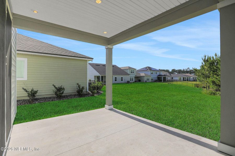 Exterior details and patio area of a home in Hyland Trail, Green Cove Springs (Image 31).