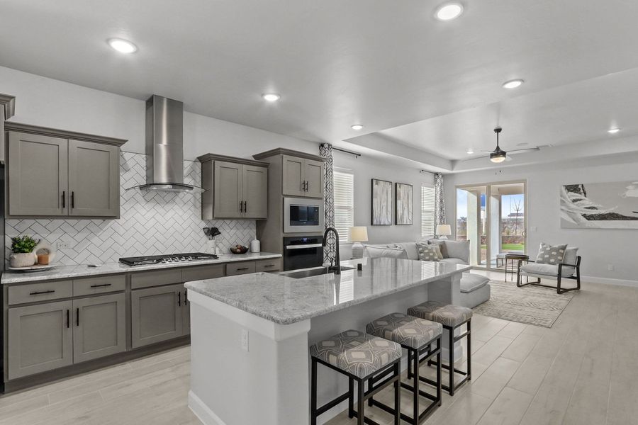 Representative furnished interior of a home built from the Willow by Hakes Brothers in Hillside Park, El Paso (Image 6).