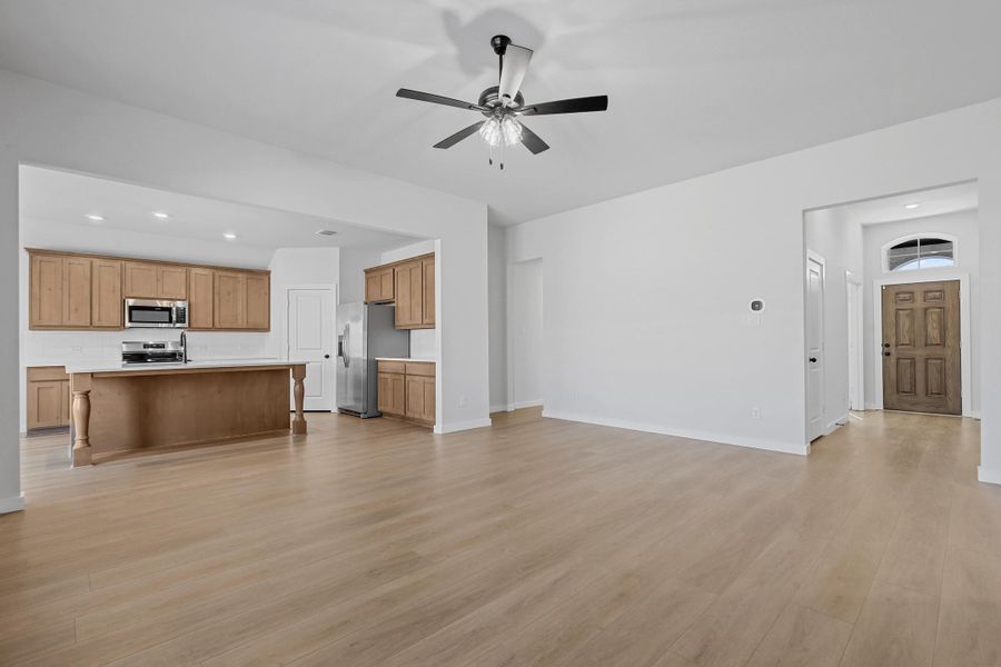 Representative unfurnished interior of a home built from the Iverson I by Cheldan Homes in Terra Vista, Springtown (Image 27). Representative unfurnished interior of a home built from the Iverson I by Cheldan Homes in Terra Vista, Springtown (Image 27).