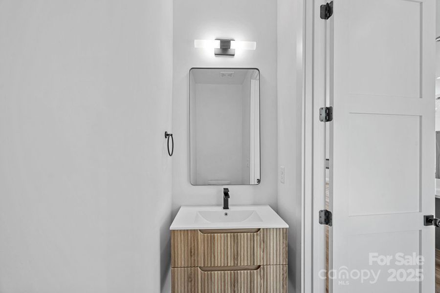 Image 42 of a home in .