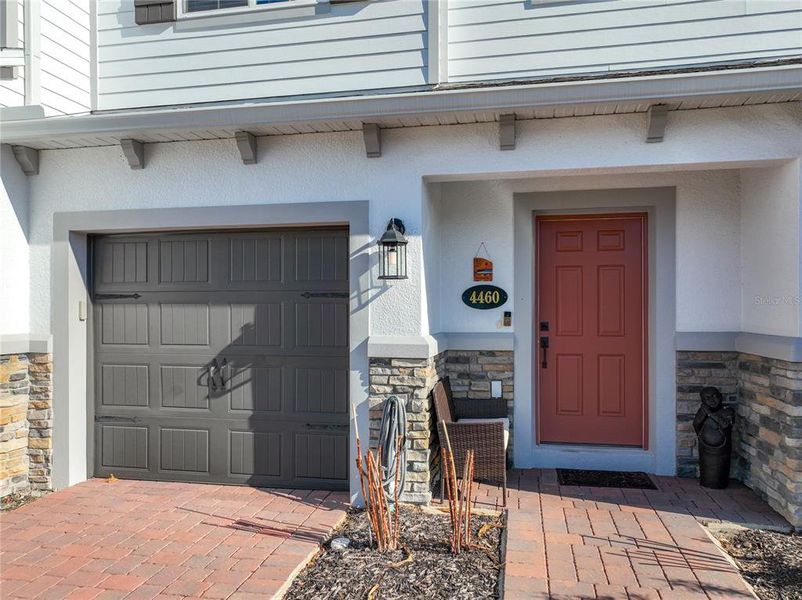 Exterior details and patio area of a home in , Orlando (Image 24).