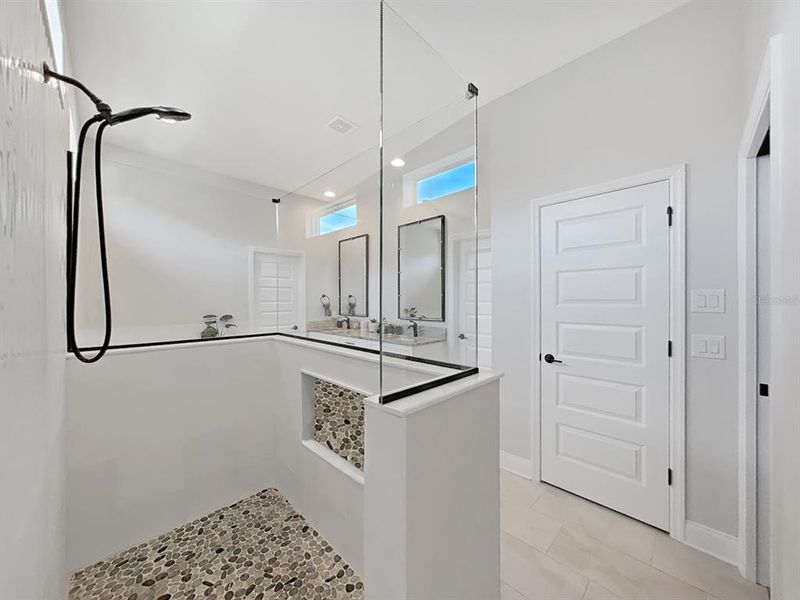 Furnished interior view inside a new home in , Lakeland (Image 8).