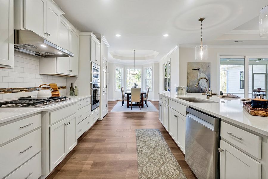 Hamilton Bay, Kitchen