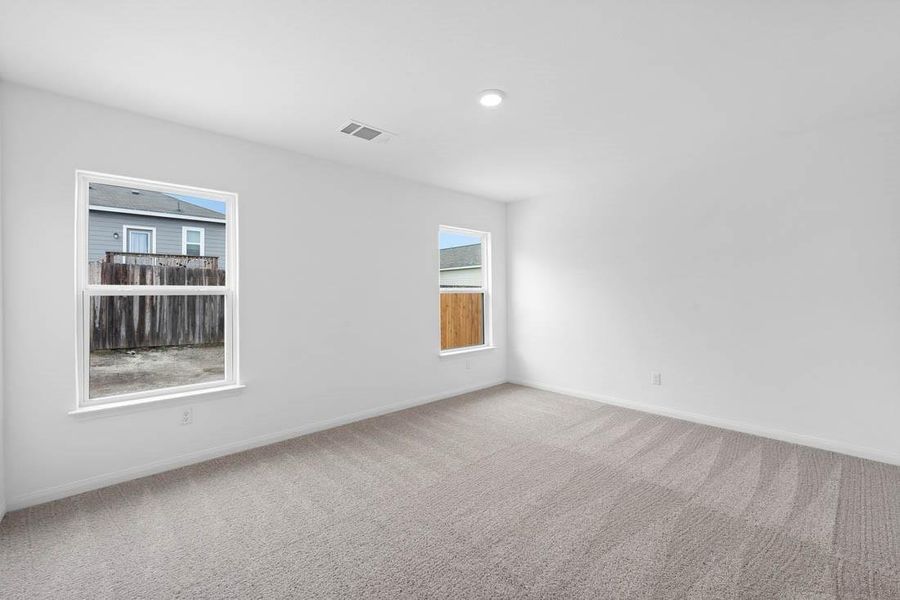 Spacious, unfurnished interior of a new home in , Jarrell (Image 5).