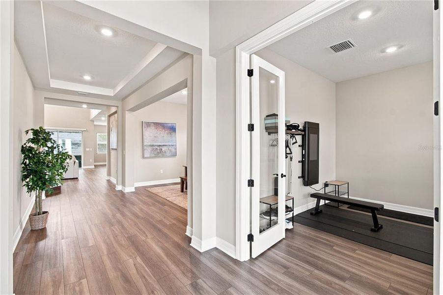 Furnished interior view inside a new home in , Winter Garden (Image 39).