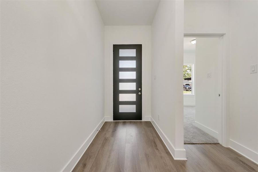 Spacious, unfurnished interior of a new home in , Dallas (Image 17). Spacious, unfurnished interior of a new home in , Dallas (Image 17).