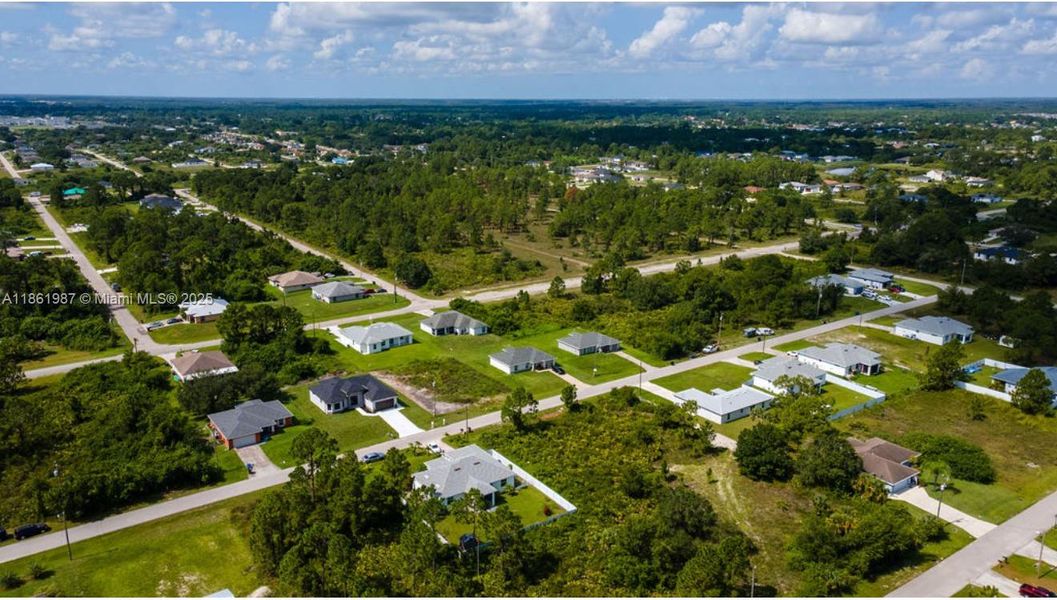 Image 29 of a home in . Image 29 of a home in .