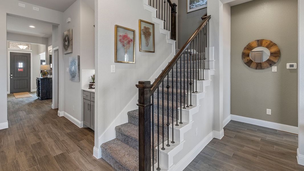 Furnished interior view inside a new home in Lakeview Pointe, Midlothian (Image 10).