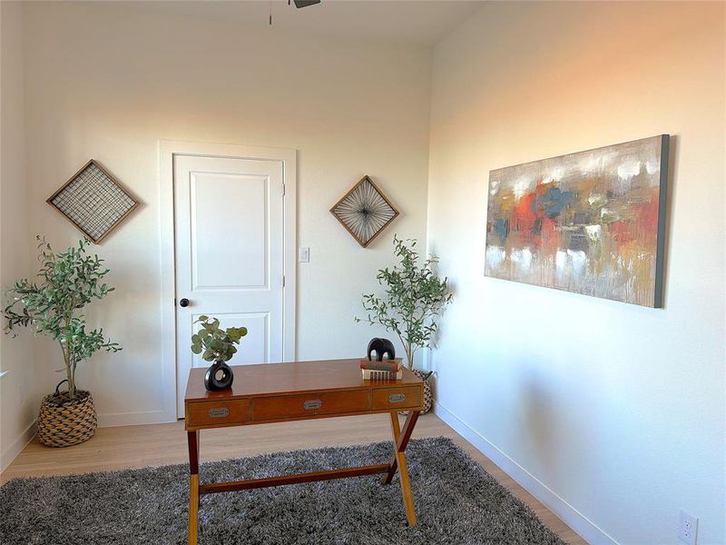 Furnished interior view inside a new home in , Waxahachie (Image 8).