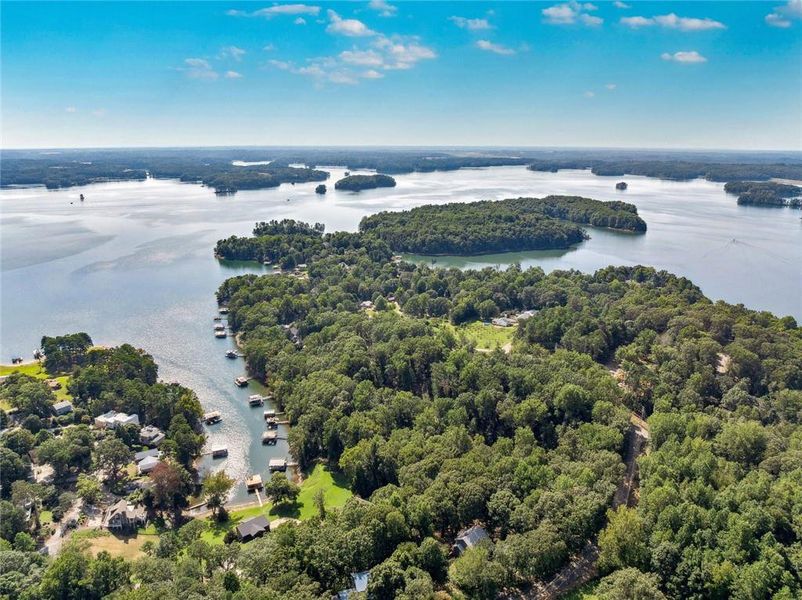 Image 12 of a home in .