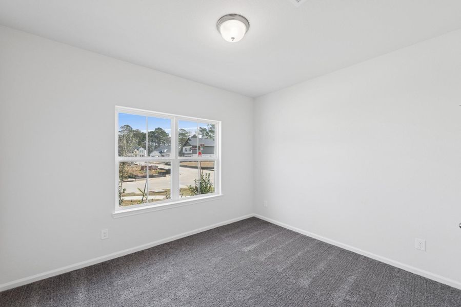 Spacious, unfurnished interior of a new home in Sierra Vista, Rosharon (Image 26).