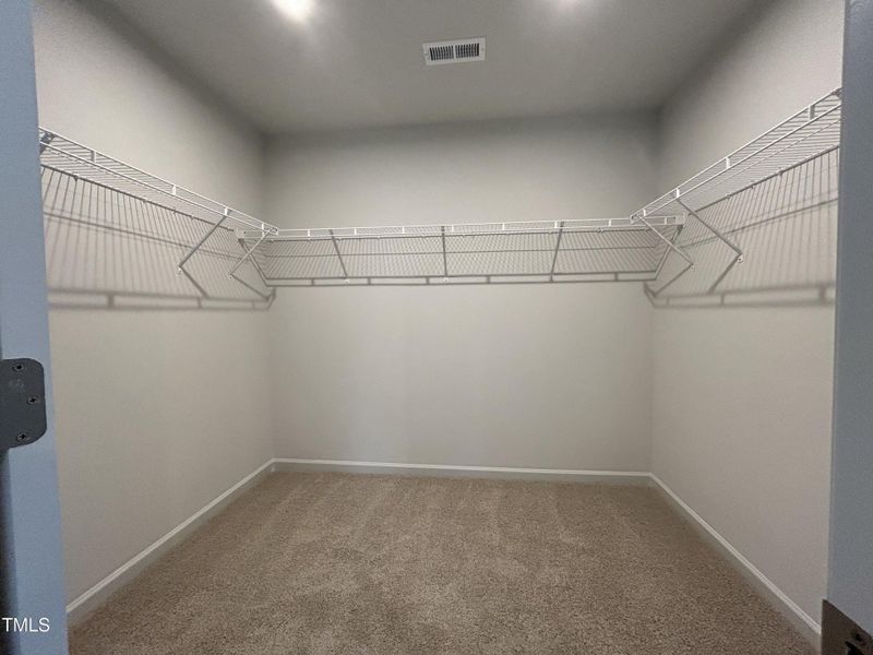 JR 22 Owner's Walk-In Closet