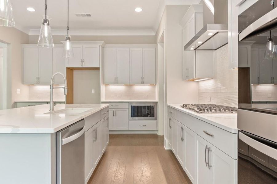 Furnished interior view inside a new home in Arden on Lanier, Cumming (Image 8). Furnished interior view inside a new home in Arden on Lanier, Cumming (Image 8).