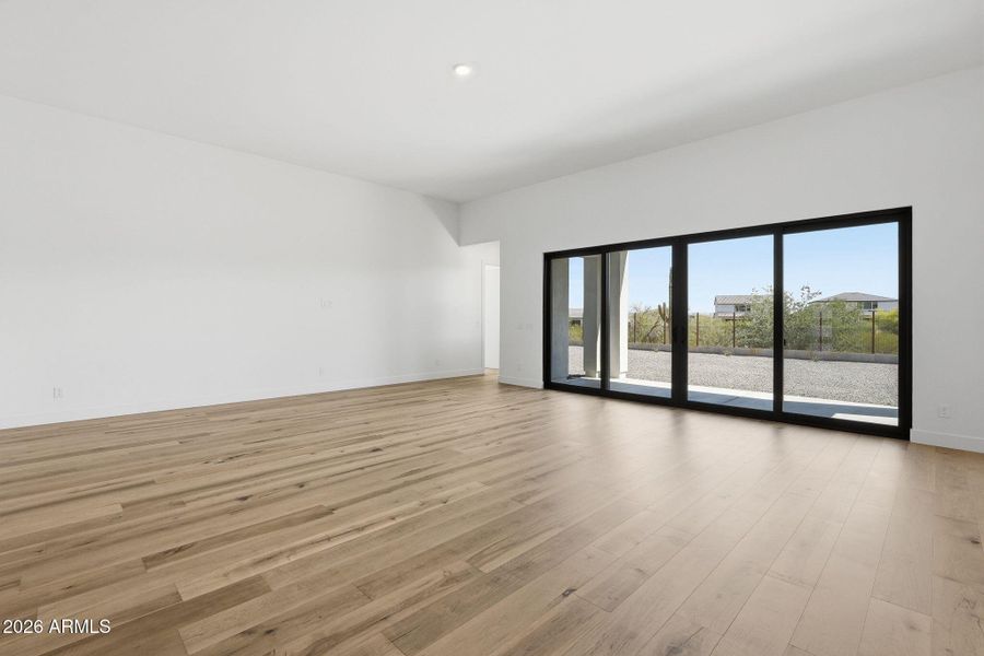 027_ListerPros (1) 027_ListerPros (1)