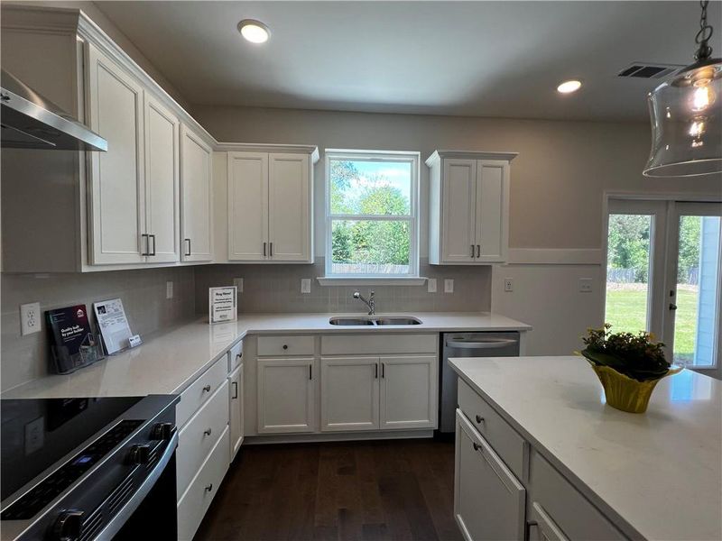 Furnished interior view inside a new home in Hickory Heights, Acworth (Image 10).