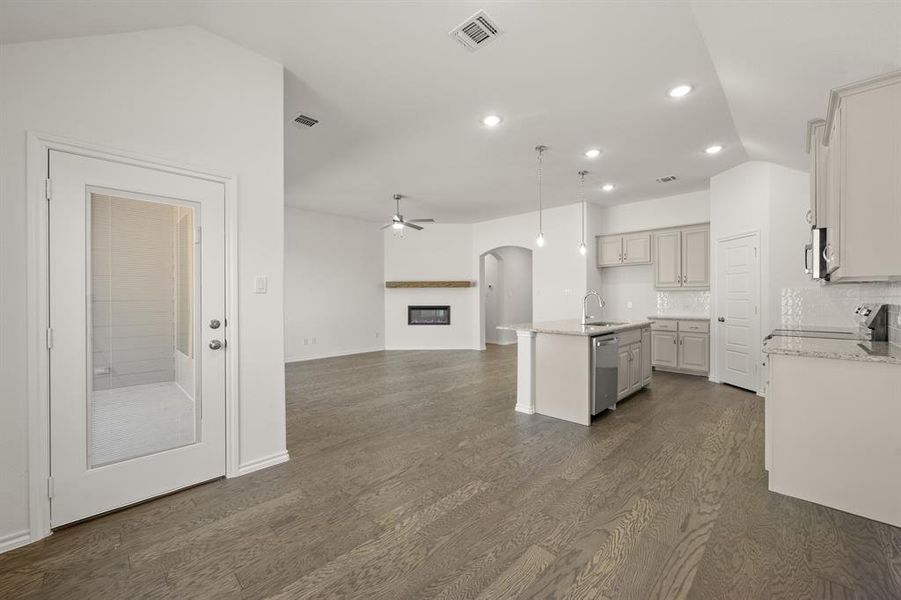 521 Waterford Park- Dining-2 521 Waterford Park- Dining-2