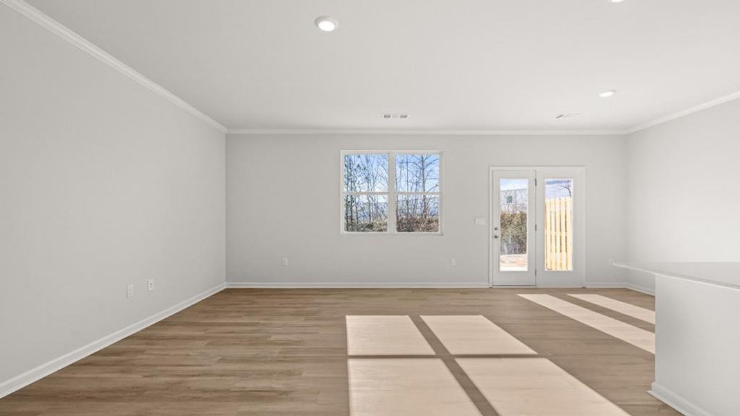 Spacious, unfurnished interior of a new home in Oconee Overlook Townhomes, Gainesville (Image 18).