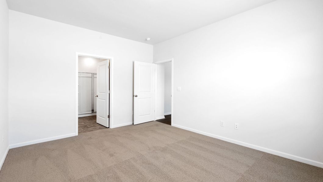 Spacious, unfurnished interior of a new home in Durbin Meadows Traditions, Fountain Inn (Image 19). Spacious, unfurnished interior of a new home in Durbin Meadows Traditions, Fountain Inn (Image 19).
