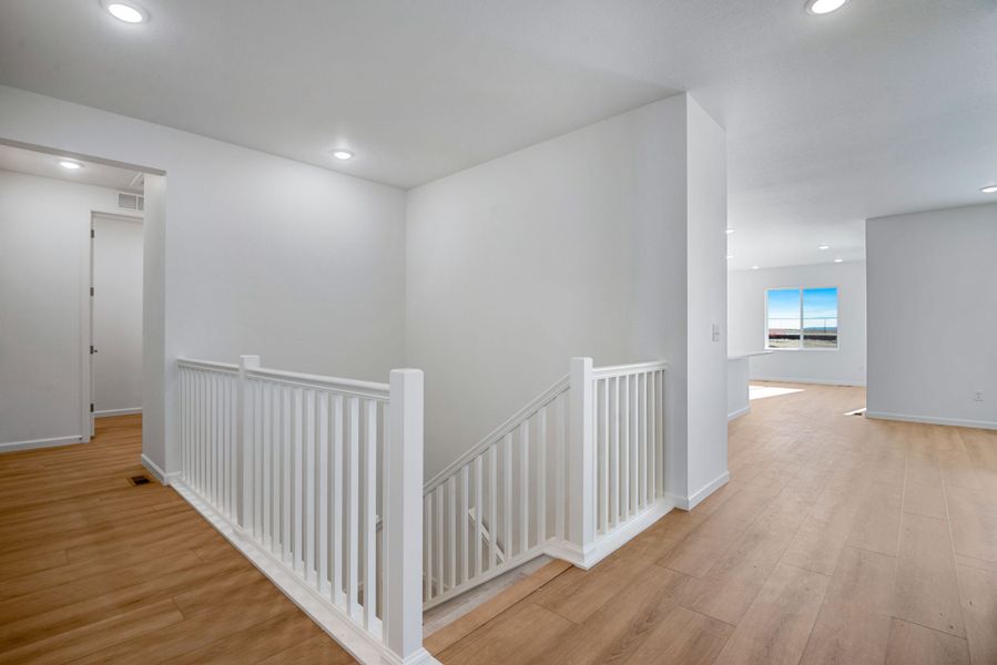 Spacious, unfurnished interior of a new home in The Aurora Highlands, Aurora (Image 25).