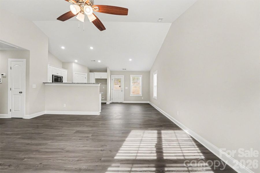 Open Floor Plan Open Floor Plan