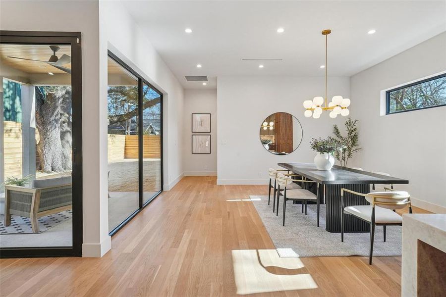 Furnished interior view inside a new home in , Dallas (Image 13). Furnished interior view inside a new home in , Dallas (Image 13).