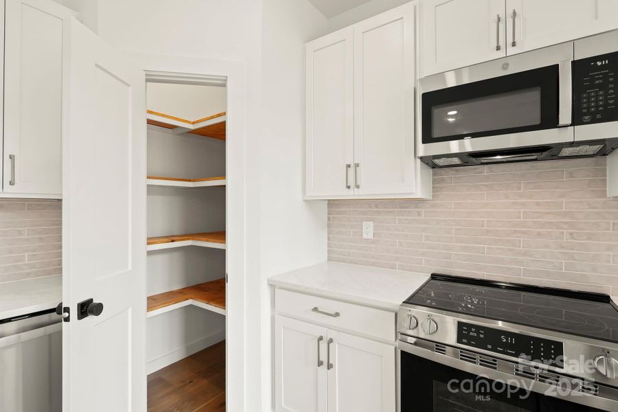 Furnished interior view inside a new home in , Seven Devils (Image 15).