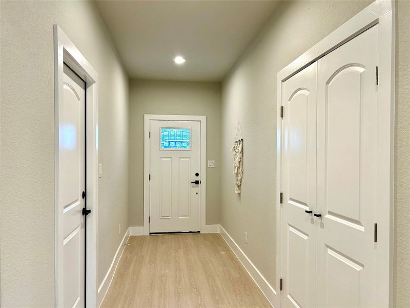 Spacious, unfurnished interior of a new home in , Bastrop (Image 17).